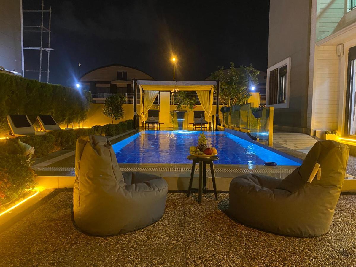 Villa Annabell1 With Swimming Pool And Jacuzzi, 3 Floors Μπέλεκ Εξωτερικό φωτογραφία