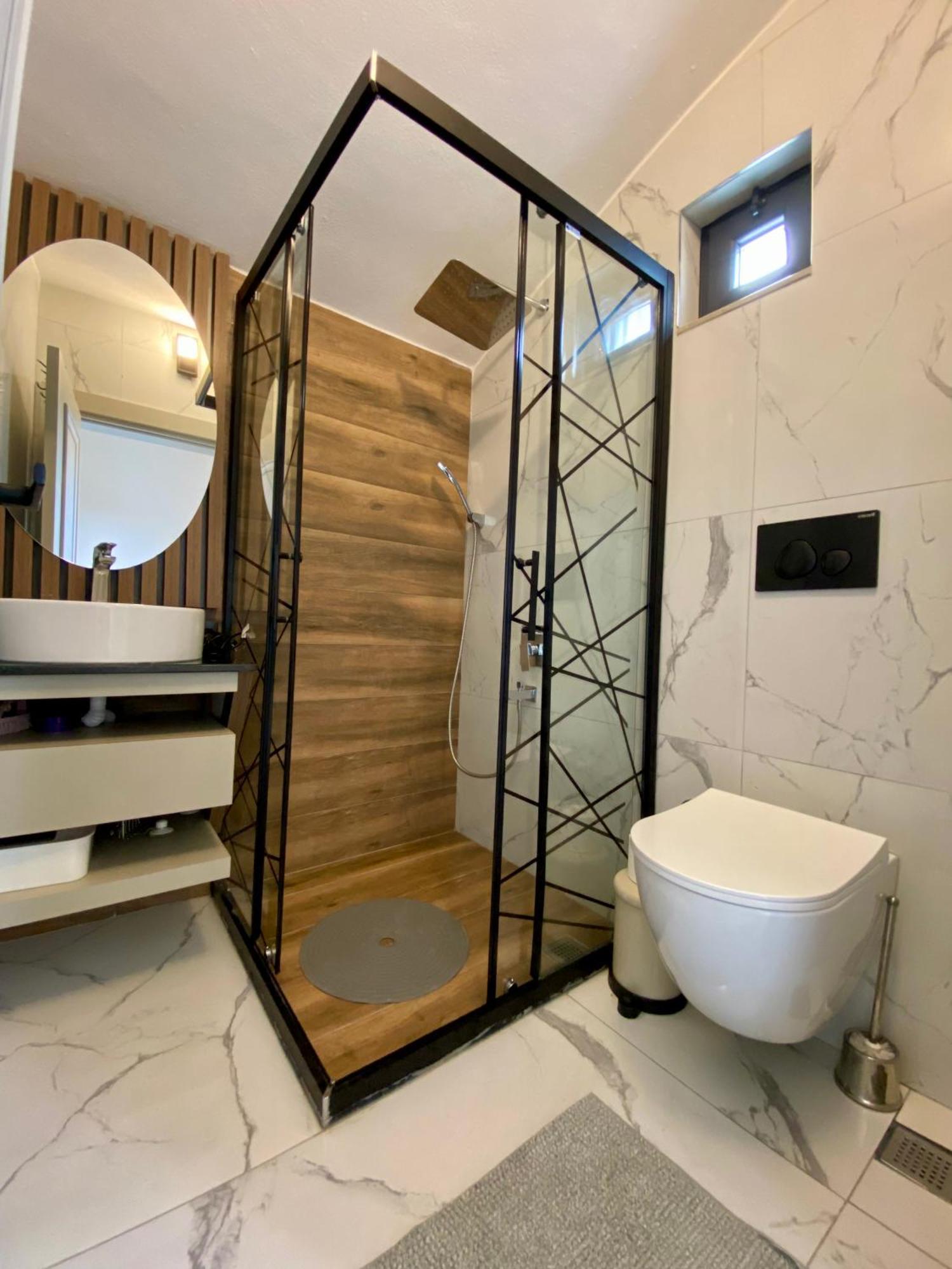 Villa Annabell1 With Swimming Pool And Jacuzzi, 3 Floors Μπέλεκ Εξωτερικό φωτογραφία