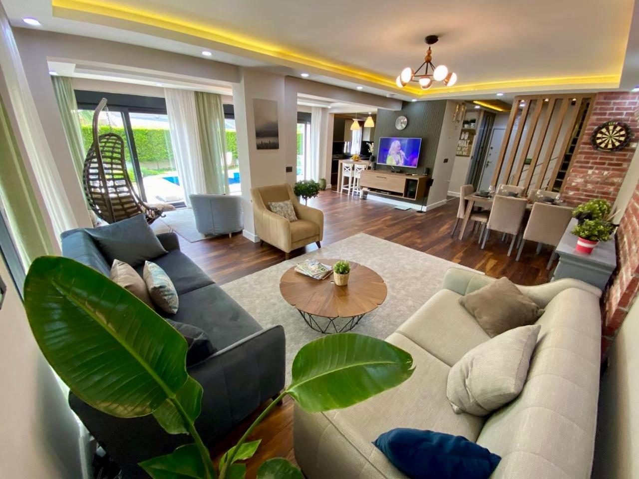 Villa Annabell1 With Swimming Pool And Jacuzzi, 3 Floors Μπέλεκ Εξωτερικό φωτογραφία