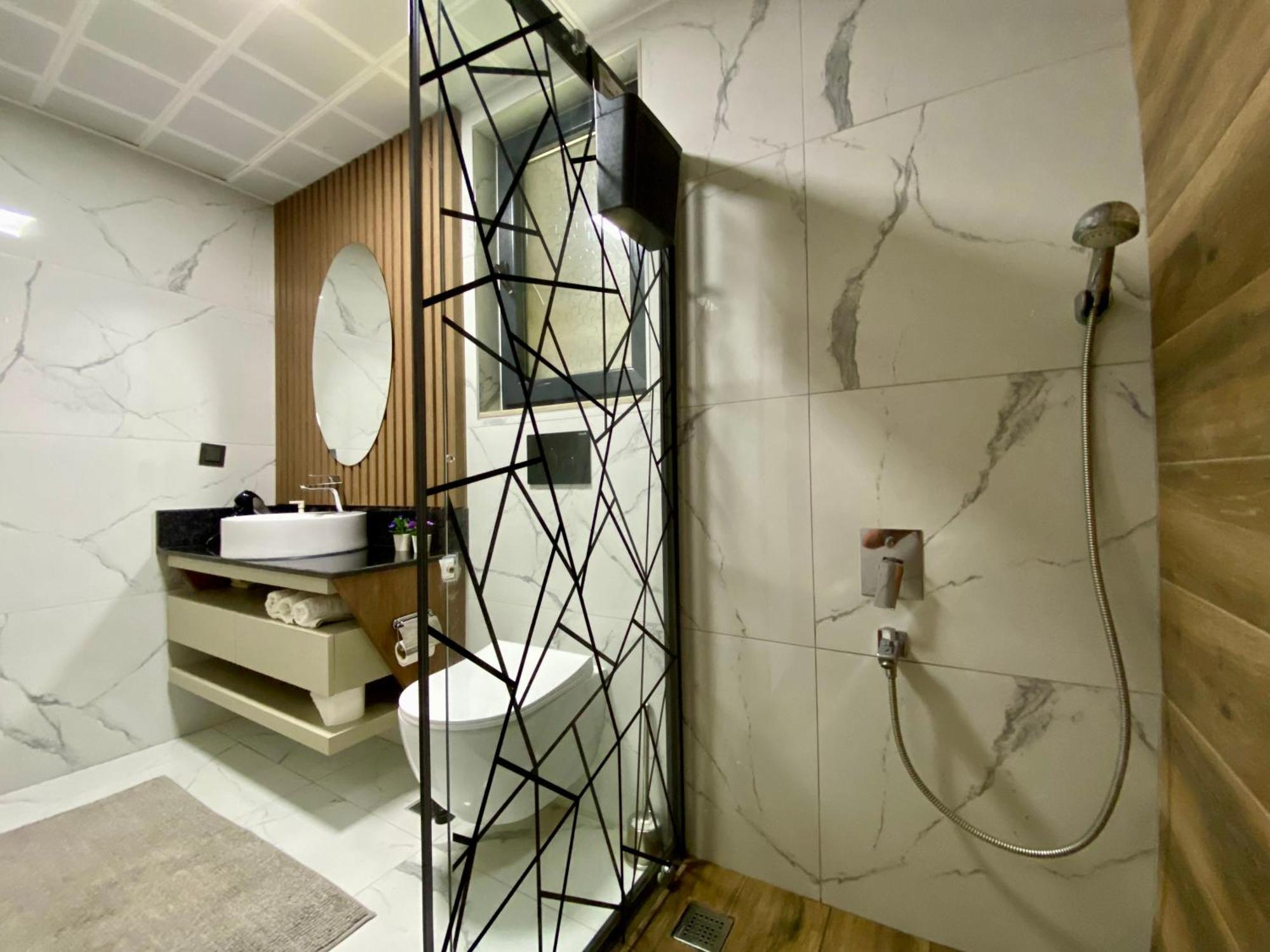 Villa Annabell1 With Swimming Pool And Jacuzzi, 3 Floors Μπέλεκ Εξωτερικό φωτογραφία