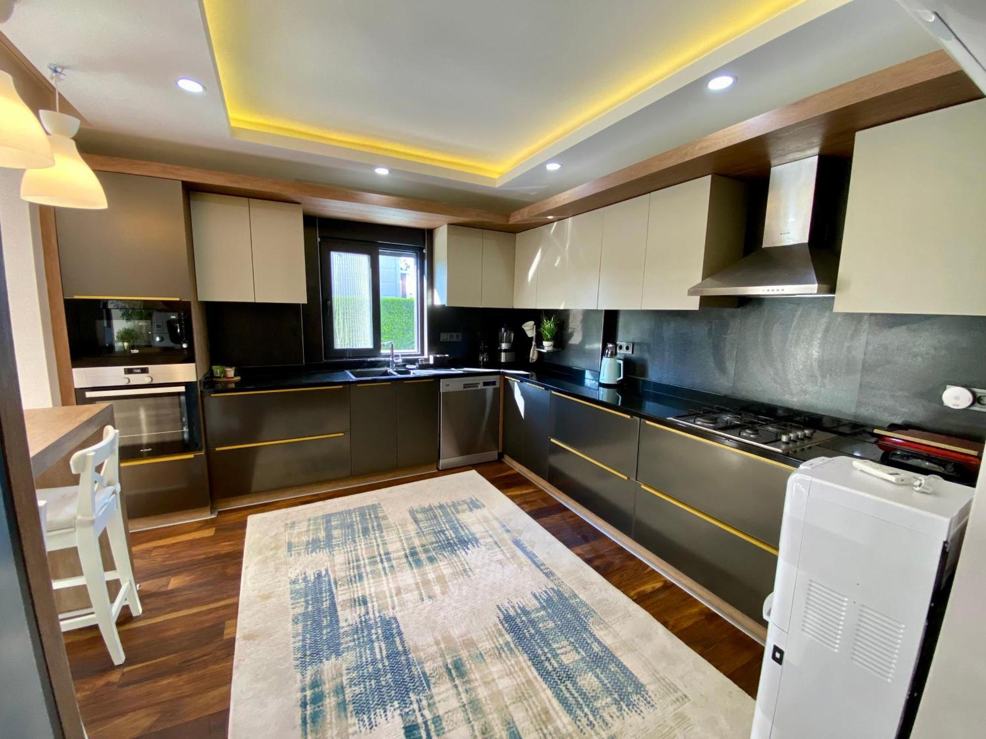 Villa Annabell1 With Swimming Pool And Jacuzzi, 3 Floors Μπέλεκ Εξωτερικό φωτογραφία
