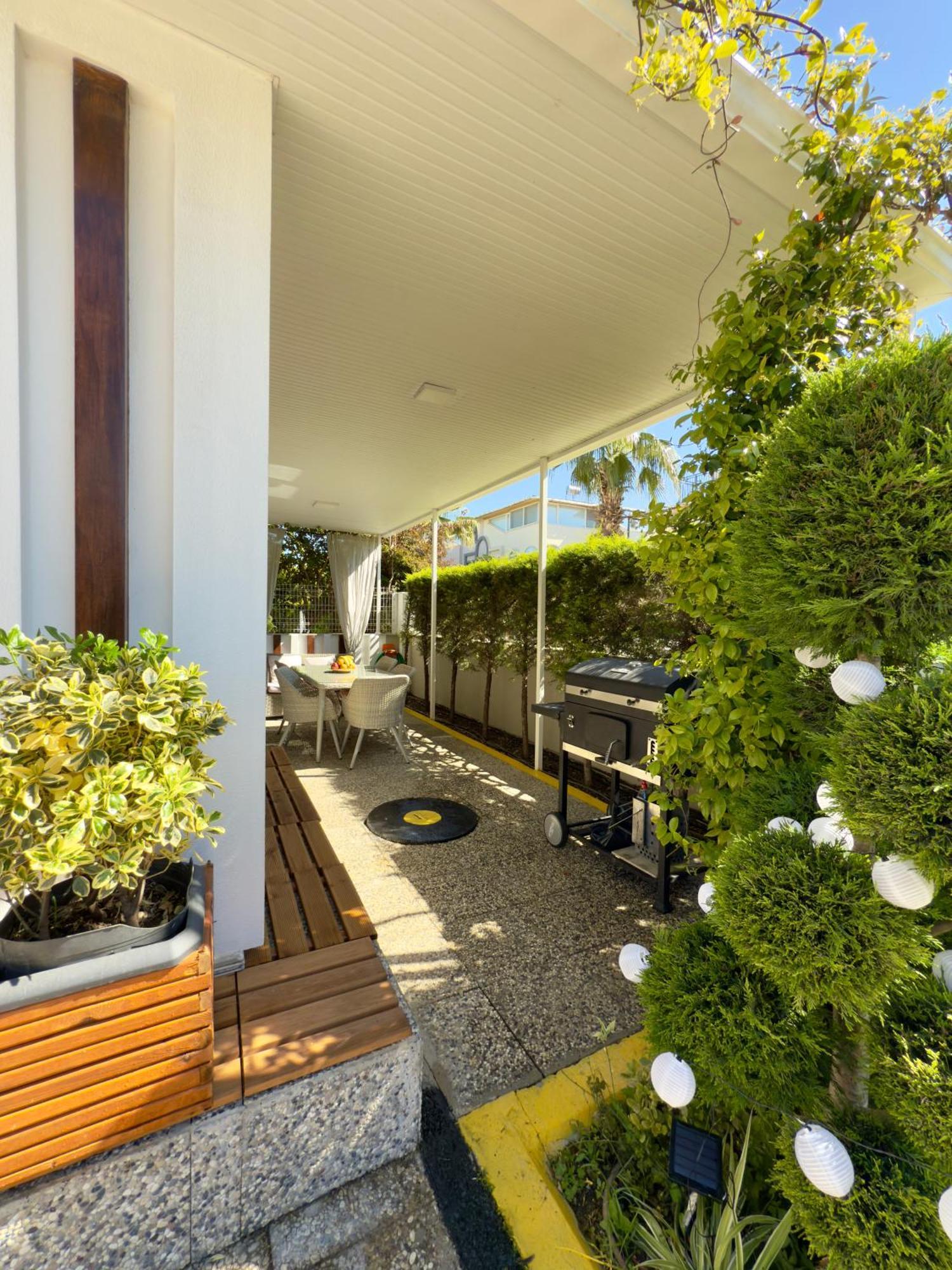 Villa Annabell1 With Swimming Pool And Jacuzzi, 3 Floors Μπέλεκ Εξωτερικό φωτογραφία